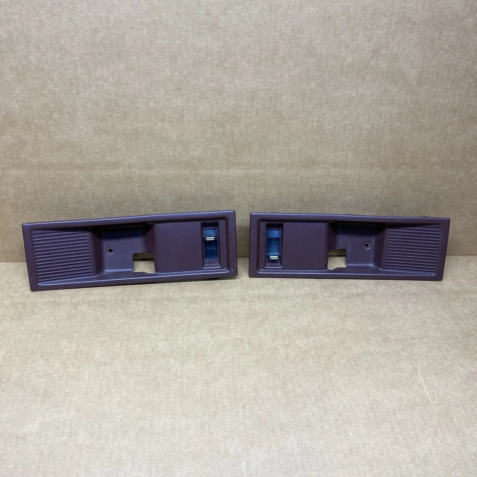 1994 - 1996 年别克 Roadmaster 栗色门板插入 2 件套后背 2 件 — 第 1/4 张图片