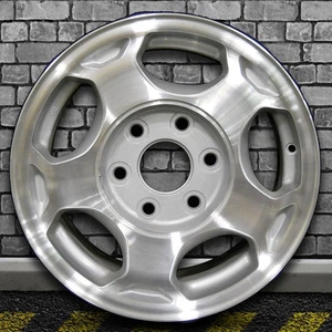 Machined Sparkle Silver OEM Wheel for 2003-2006 Chevy Silverado 1500 - 16x7 - Picture 1 of 3