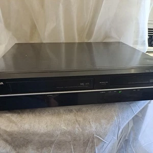 TOSHIBA RDXV59DTKB HDD&DVD/VIDEO CASSETTE RECORDER COPY VHS TO DVD - Picture 1 of 7
