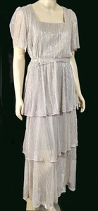 Neu ohne Etikett Alexa B Nites Maxikleid silber metallic transparent Stufen taupe Plissee 12P - Bild 1 von 5