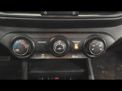 Used A/C Selector Switch fits: 2023 Kia Forte Sedan manual temperature control U - Image 1 of 4