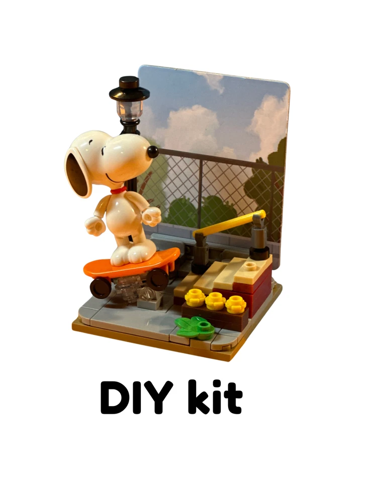 Snoopy Peanuts Snoopy Building Blocks Blind Box Birthday set of 2 - Image 1 of 4