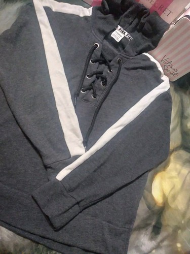 UNDERCOVER Victoria's Secret ROSA Felpa con Cappuccio Pullover in Pile S Grigio Oversize ROSA Logo VS ROSA