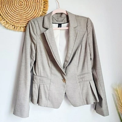White House Black Market Emilya Beige Pleated Single Button Suit Blazer SZ 10 - Image 1 of 4
