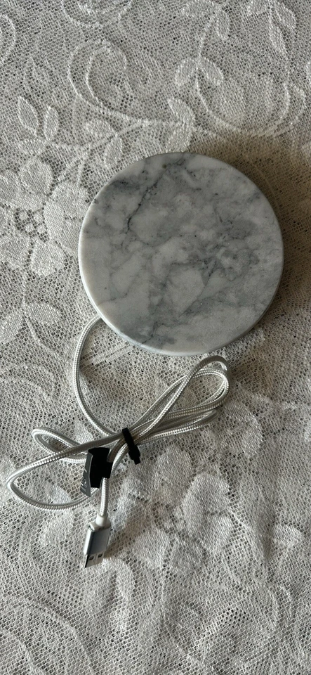 Eggtronic Marble - 10W Fast Charging Qi Wireless Phone Charger MPWH10 (White) - Image 1 of 1