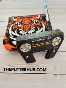 *NEW* Scotty Cameron Black & Orange Phantom 5.5 35in Putter- Matador Grip - Picture 1 of 9