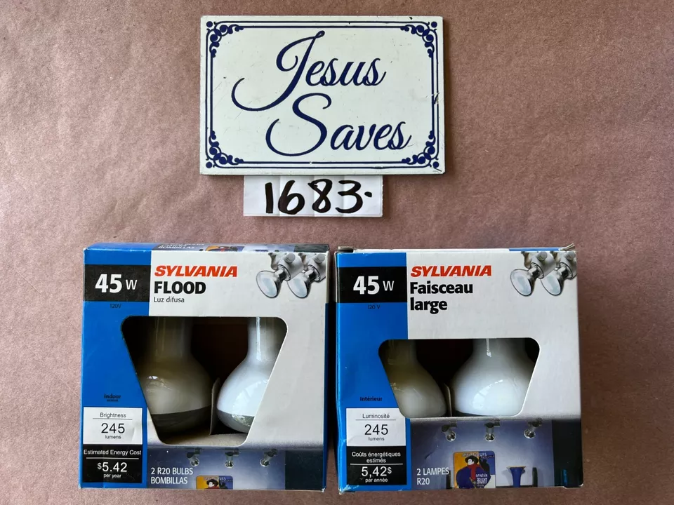 4- SYLVANIA 45w R20 Flood Light Bulbs 45r20/rp/2   14997 - Image 1 of 1