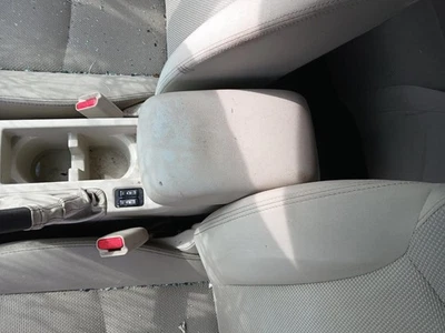 Used Front Lower Center Console fits: 2014 Subaru Xv crosstrek floor 2.0L heated Foto 1 de 4