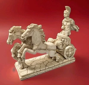 Vintage Lorenzo Toni römischer Gladiator Streitwagen Pferde Alabaster Skulptur 10,5 Zoll - Bild 1 von 11
