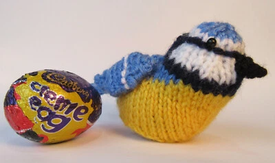  KNITTING PATTERN ONLY Blue Tit Garden Bird Creme Egg Chocolate Choc Cover  - Image 1 of 3