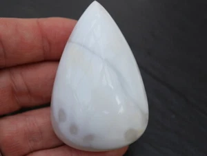 GOLDJUNGE69 * OPAL WHITE  AA CAB  64 x 41 mm 321,7 ct  +WEISS TROPFEN - Bild 1 von 5