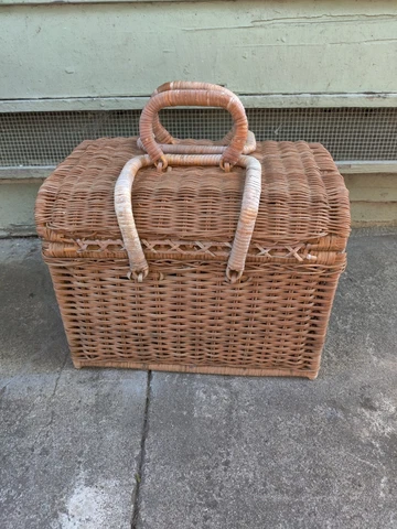 Vintage Wicker Basket - Rattan Sewing Basket - Picnic Basket Cover