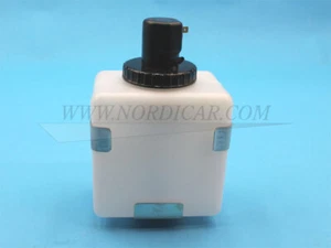 Volvo 688400 Window washer pump  544 210 Amazon 140 164 standing model - Bild 1 von 2