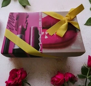 New MAC Look In A Box Lip Kit Fashion Lover - Lipstick, lipgloss & Lip Liner - Picture 1 of 7