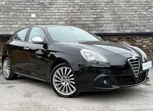 2012 Alfa Romeo Giulietta 1.6 Giulietta Veloce JTDM-2 5dr Hatchback Diesel Manua - Picture 1 of 24