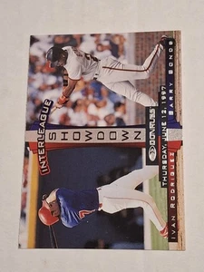 1997 IVAN RODRIGUEZ BARRY BONDS DONRUSS INTERLEAGUE SHOWDOWN CARD #438 RANGERS - Bild 1 von 2