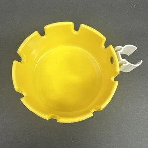"Cenicero de plástico vintage GES-LINE amarillo hecho en EE. UU. 4"" con clip de melamina nuevo" - Imagen 1 de 7