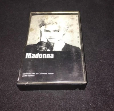 MADONNA FIRST ALBUM CASSETTE TAPE  Foto 1 de 4