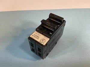 Square D QF-21515 Varios Interruptor de desconexión de fusibles 15 amperios 240 VAC - Imagen 1 de 12