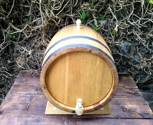 Nuevos barriles de roble macizo, para licores envejecidos, vino, whisky, 10 L, medio carbonizado en el interior - Imagen 1 de 6