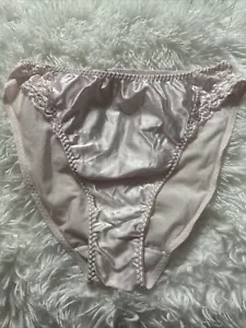 Vintage Vanity Fair SATIN STRETCH SHINY PANTY BIKINI BRIEF Size 7 Pretty Pink - Picture 1 of 5