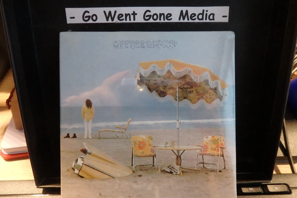 NEIL YOUNG - On The Beach - Remast. HDCD im Mini-LP-Sleeve - Reprise - 8 Tracks - Bild 1 von 2