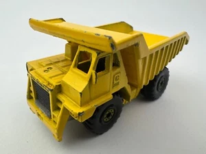 Hot Wheels 1979 Caterpillar CAT Dump Truck Yellow Blackwall Malaysia - Picture 1 of 7