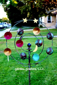 METAL WINDMILL SHOOTING STAR WIND SPINNER YARD STAKE GARDEN STAKE YARD ART - Picture 1 of 3