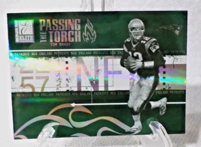 2005 Donruss Elite - Passing the Torch Green #PT-20 Tom Brady 321/500 READ - Image 1 of 4