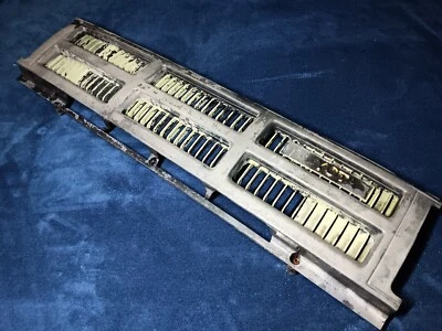 84 85 86 Toyota Pickup Truck 4Runner Early 6 paneles parrilla mercado de accesorios Foto 1 de 4