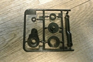 Tamiya P-Teile für z.B. TT01/02 /E /R universal Servohebel Servo-Safer Set NEU - Bild 1 von 1
