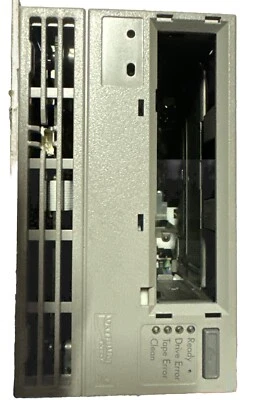 Overland HP 973373-101 C7379-20830 200/400GB LTO-2 SCSI/LVD Loader w/ Tray - Image 1 of 4