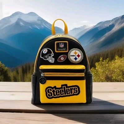 Mini Mochila Loungefly NFL Pittsburgh Steelers Patches Nova LF2 - Imagem 1 de 3