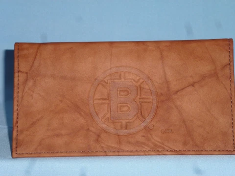 BOSTON BRUINS    Leather Checkbook   NIB    brown Cover