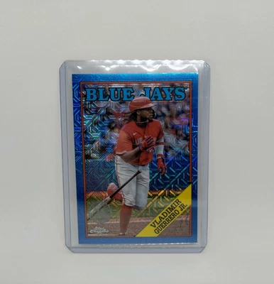 2023 Topps Chrome Vladimir Guerrero Jr Silver Pack Mojo Blue Refractor 20/150 - Image 1 of 3