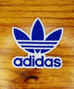 Ferro da stiro ricamato alta moda blu 3 pollici su toppa. Non serve cucire. - Foto 1 di 1