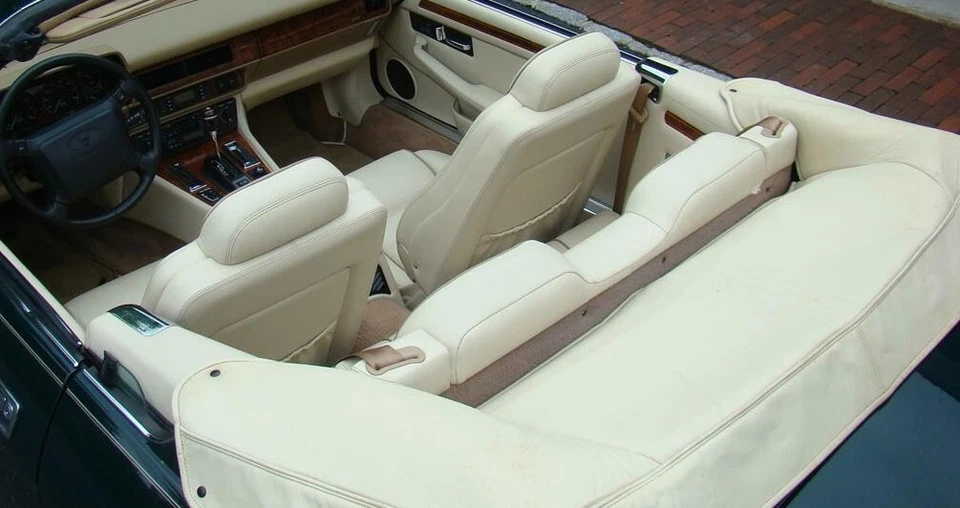 1994-1996 Jaguar XJS boot Cover with  storage  bag - Image 1 of 1