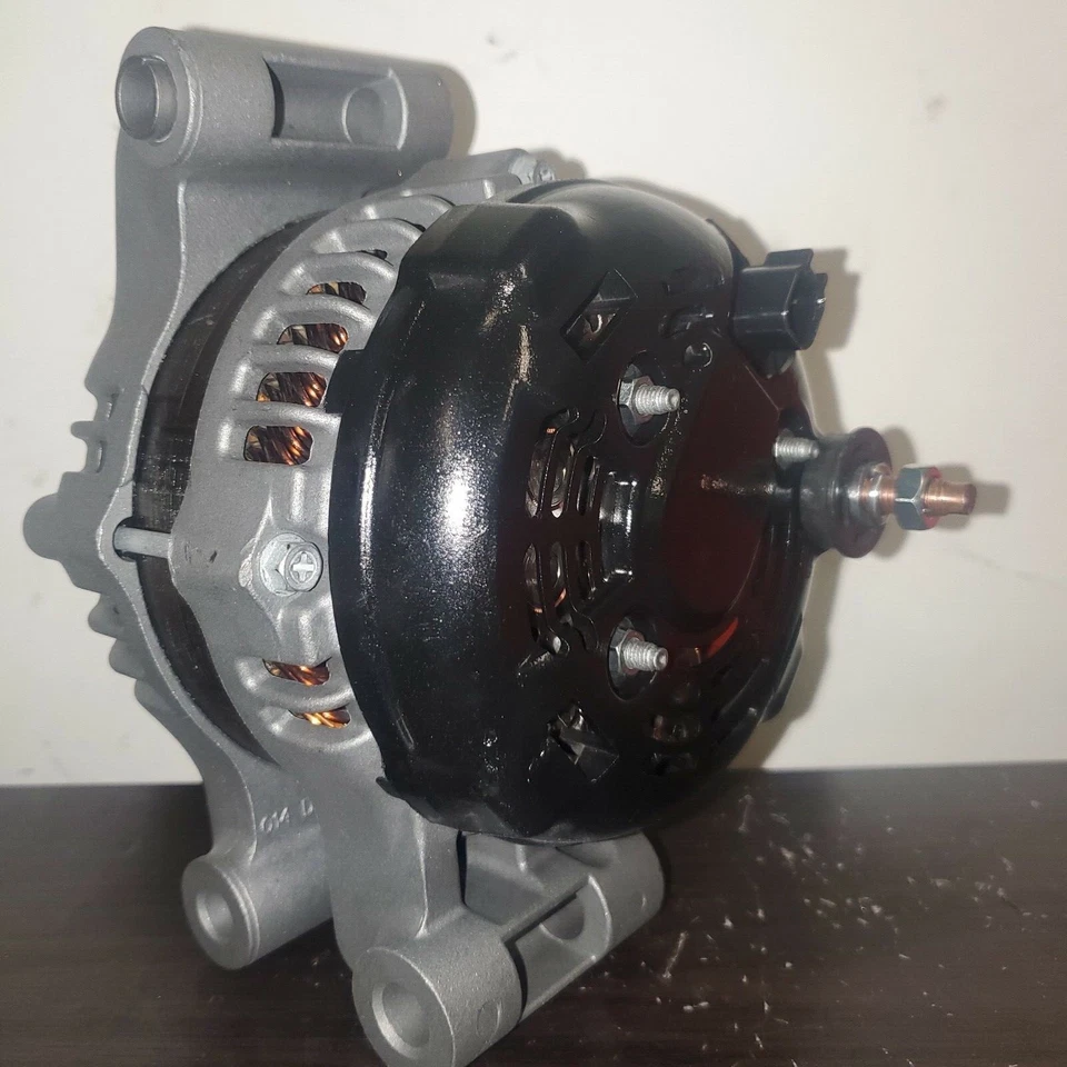 Alternador Dodge Magnum V6 2,7 litros/3,5 litros 2008 OEM Reman por RR_Alternator Foto 1 de 4