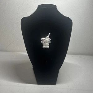 CRYSTAL CHAMPAGNE BOTTLE & BUCKET BROOCH-SILVER GREAT PIECE JEWELRY NICE - Picture 1 of 4