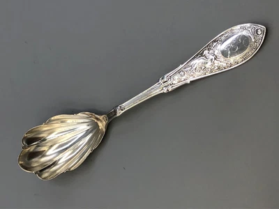 Arabesque by Whiting sterling silver Sugar Shell 6", monogrammed - Image 1 of 4