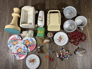 Trödel Schubladen Lot Schmuck Sammlerstück Vintage/Modern Miniaturen Großhandel M5 - Bild 1 von 5