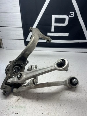 Audi RS6 2003 buje lateral del pasajero/nudillo de dirección + brazos de control inferiores Foto 1 de 4