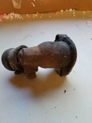 Ford 400 F150 1977 carcasa termostato 400 Foto 1 de 2