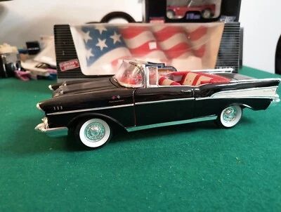 ERTL American Muscle 1957 Chevy Bel Air in Black on 1:18 in Box - Immagine 1 di 4