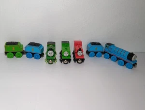 Thomas The Train & Friends - 4 Triebwagen & 3 Tenderwagen - magnetisch - Bild 1 von 5