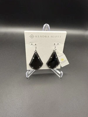 Pendientes Kendra Scott Alex negros tono plata nuevos con etiquetas Foto 1 de 3