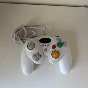 Nintendo GameCube Unofficial Controller White - Picture 1 of 7