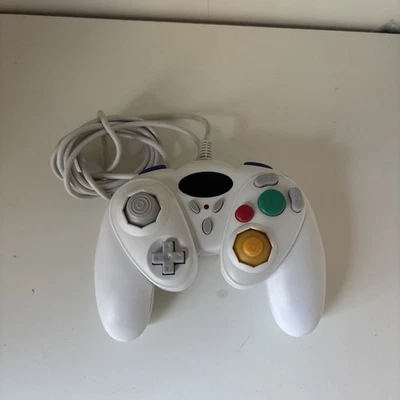 Nintendo GameCube Unofficial Controller White - Image 1 of 4