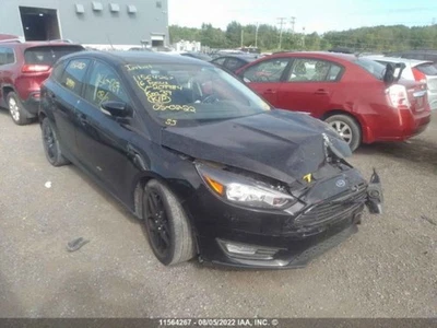 Used Driving Light fits: 2016 Ford Focus Fog-Driving Grade A Foto 1 de 4