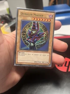 Dunkler Magier Dark Magician 2010 Duelist League Green DEUTSCH DL11-DE001 Yugioh - Bild 1 von 7
